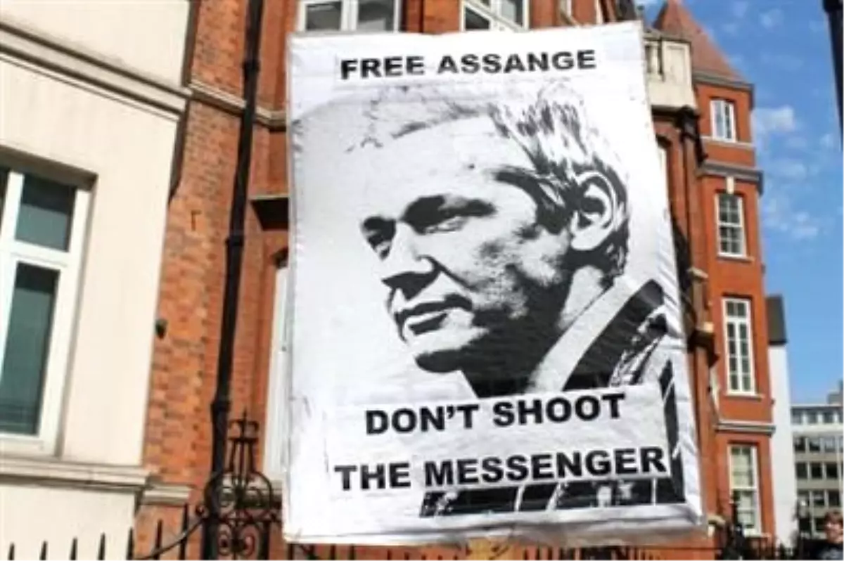 Assange İngiltere\'yi Dava Edecek