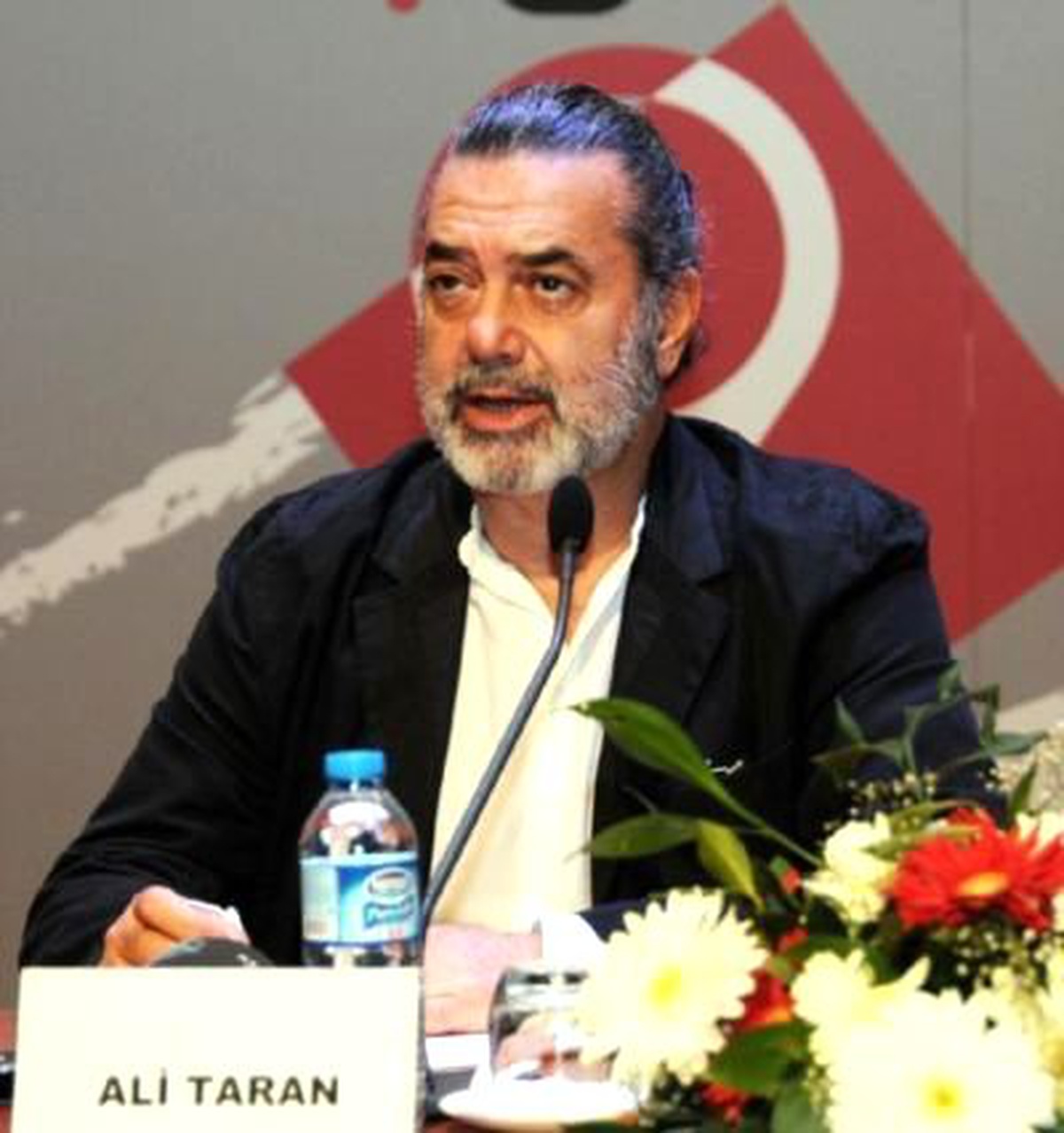 Benim Bütün Derdim Futbolcu Olmaktı