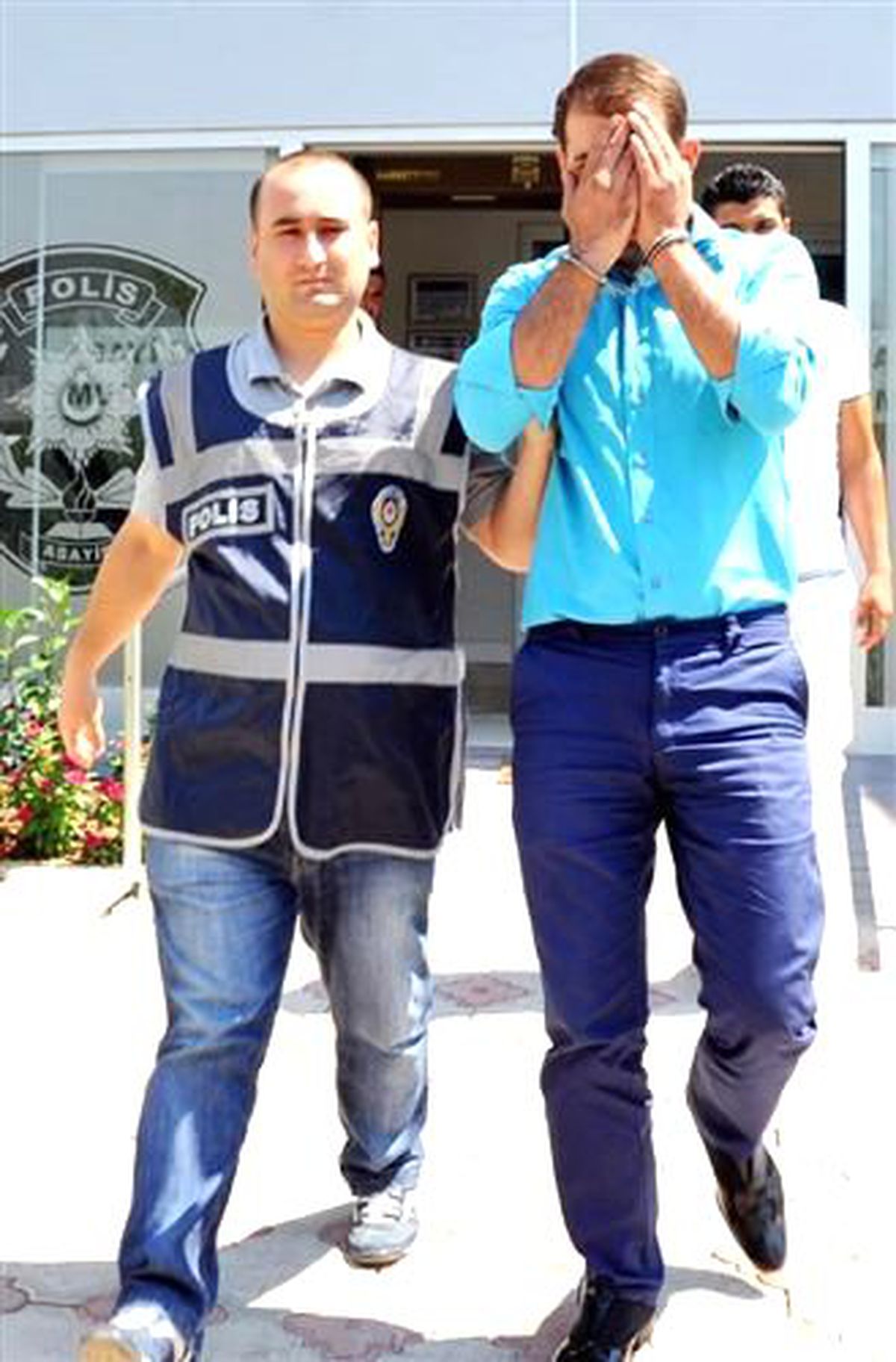 Evine Kadar Bıraktığı Rus Kadına Tecavüz İddiasıyla Gözaltına Alındı