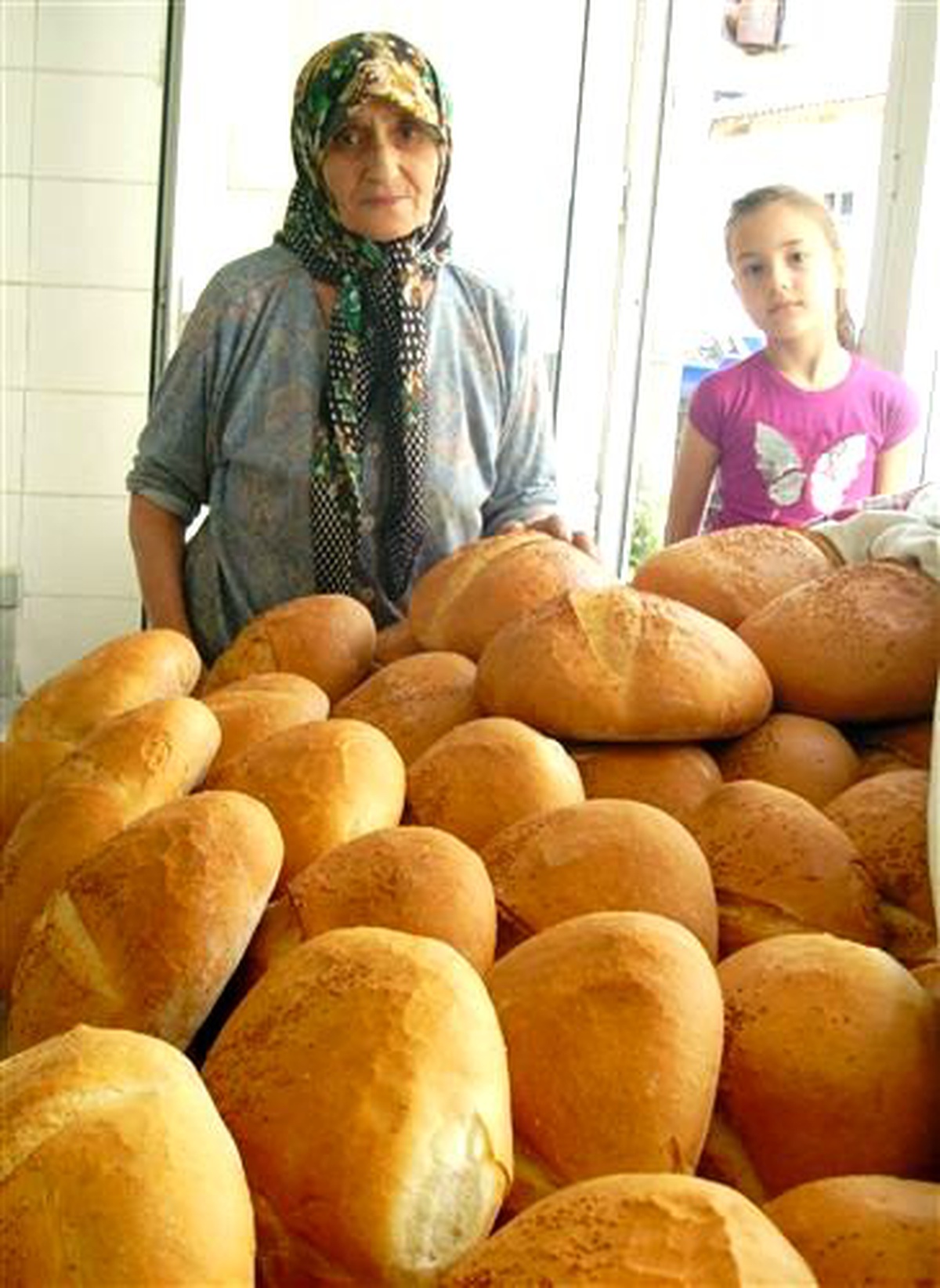 Hayrabolu\'lu Ferişte Öztürk 51 Yıldır Fırın İşletmeciliği Yapıyor