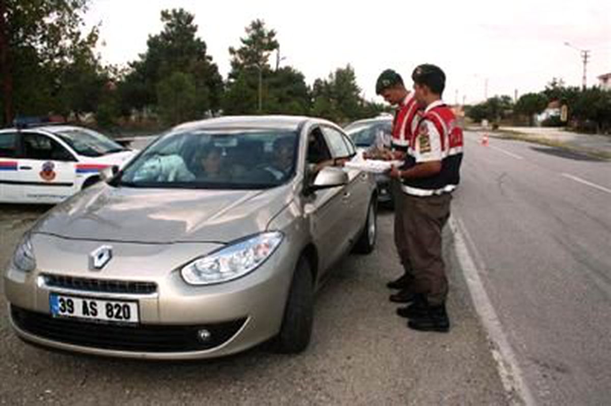 Keşan\'da Jandarmadan Çikolatalı Kontrol