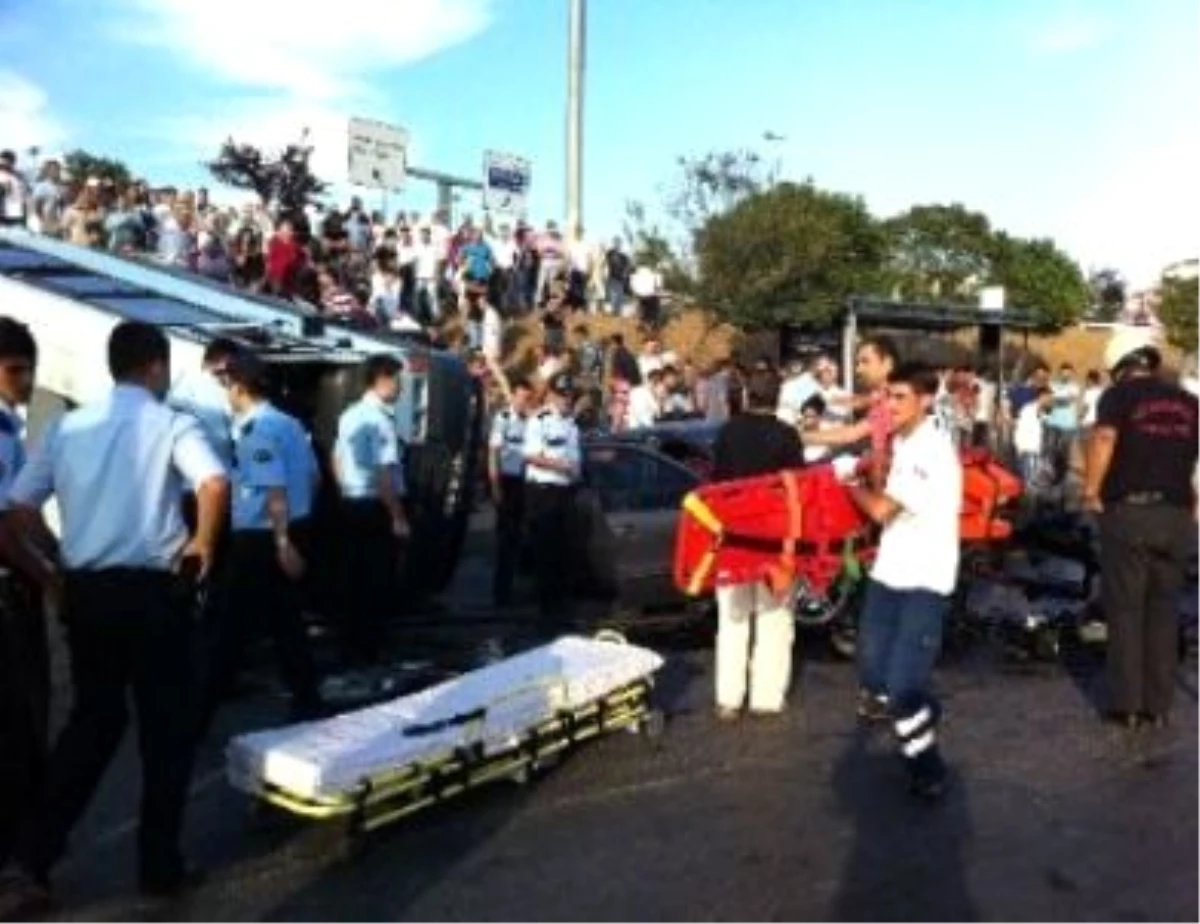 Maltepe\'de Trafik Kazası: 5 Yaralı