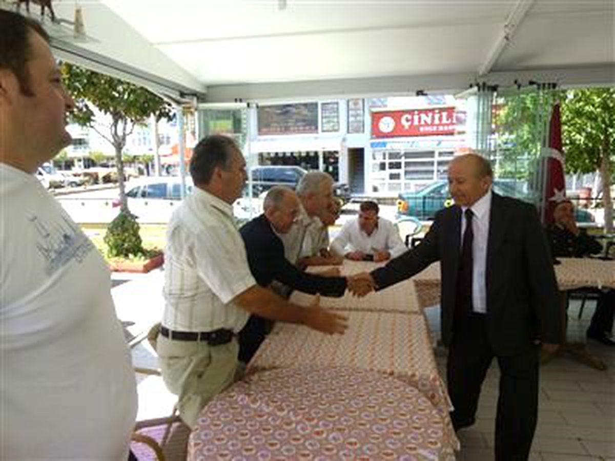 Protokol Vatandaşlarla Bayramlaştı