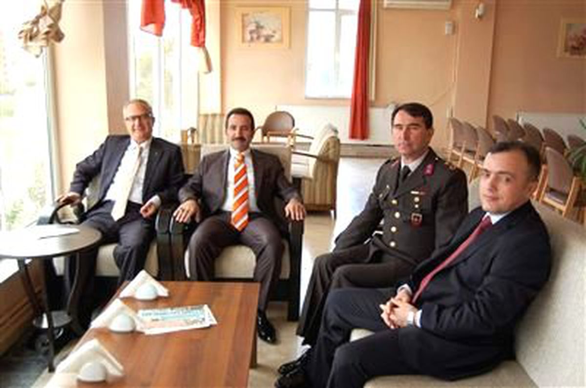 Ramazan Bayramı Kutlamaları Bandırmada Protokol Ziyaretleri ile Başladı