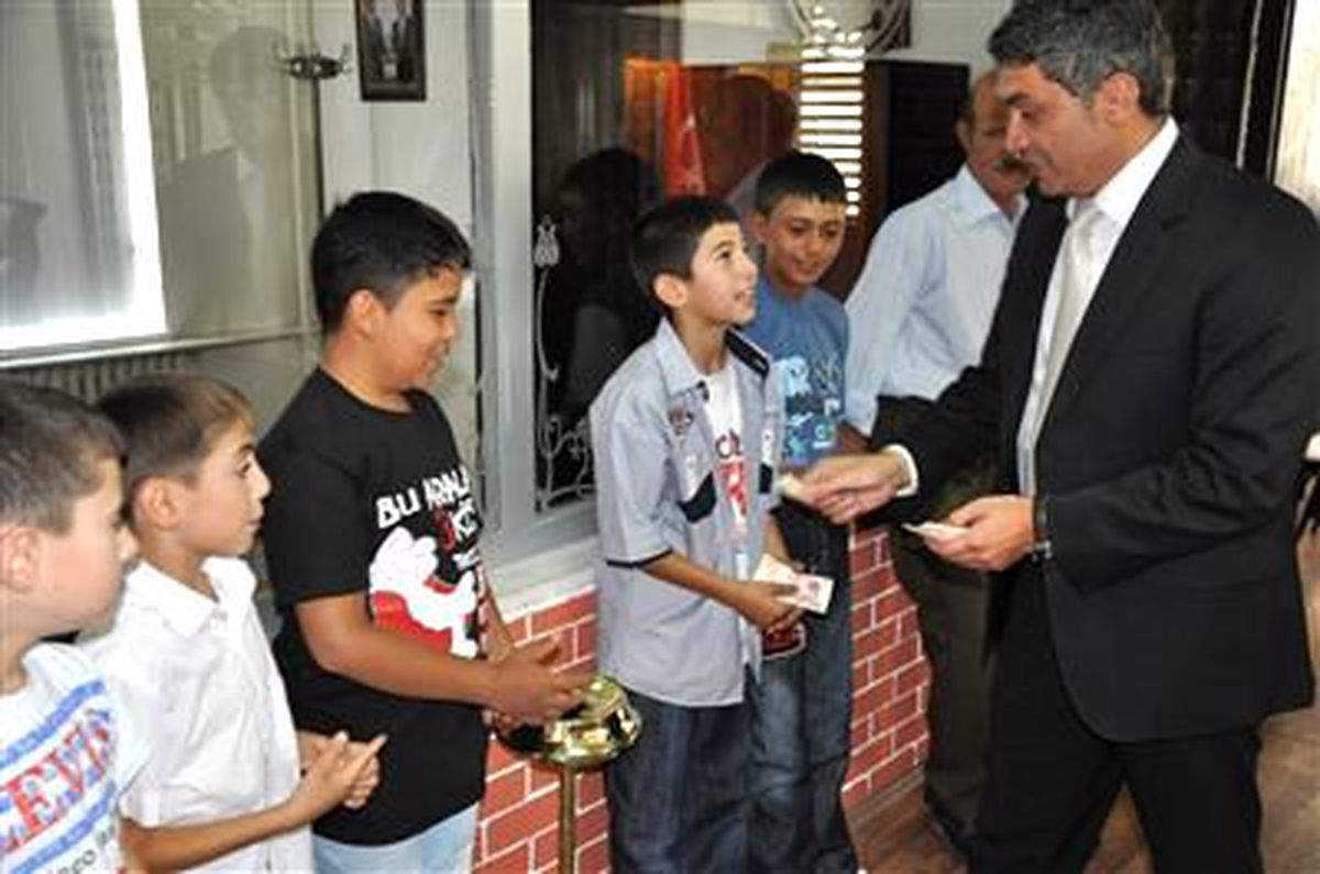 Sandıklı\'da Ramazan Bayramı Kutlandı