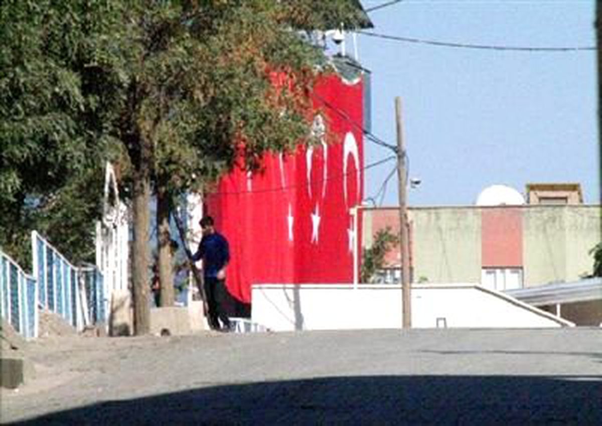 Şırnak\'ta Polis Merkezine Saldırı