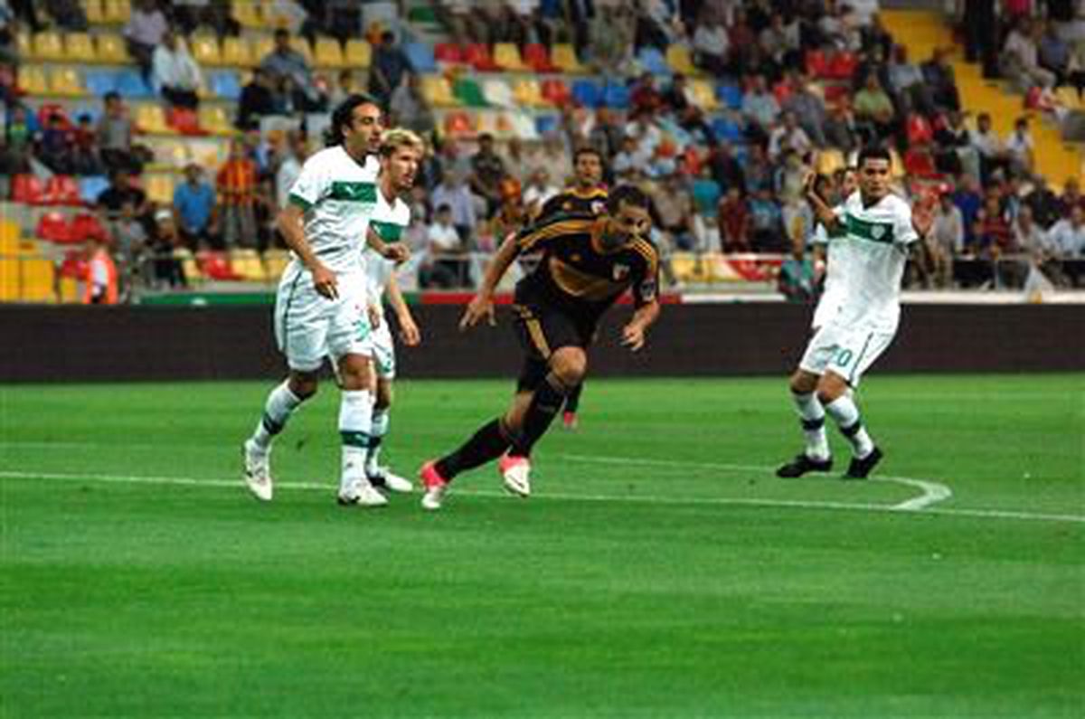 Bursaspor\'dan Kayserispor\'a Tek Atış