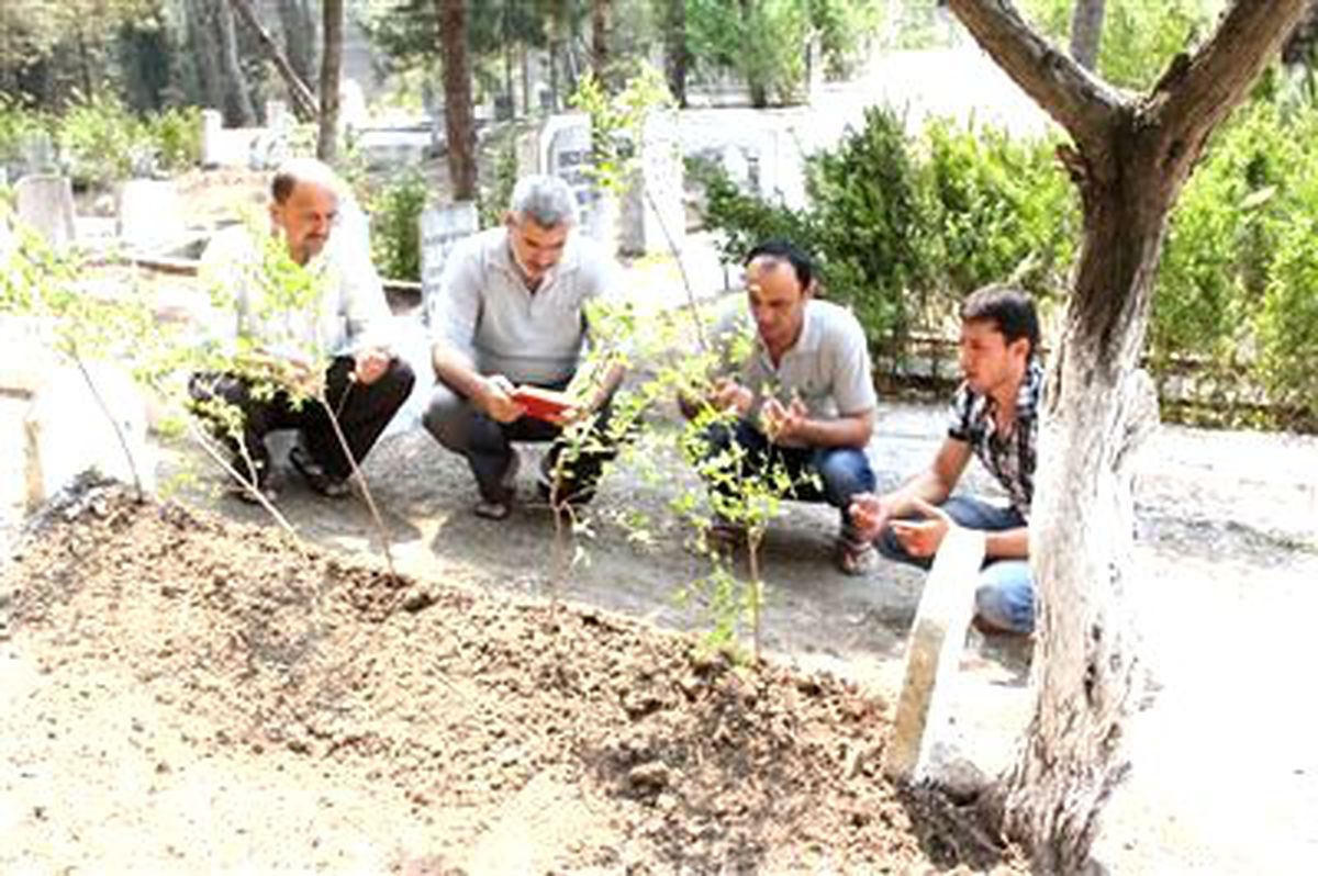 Suriye\'de Rejim Karşıtlarının Ölülerine Bile Yer Yok