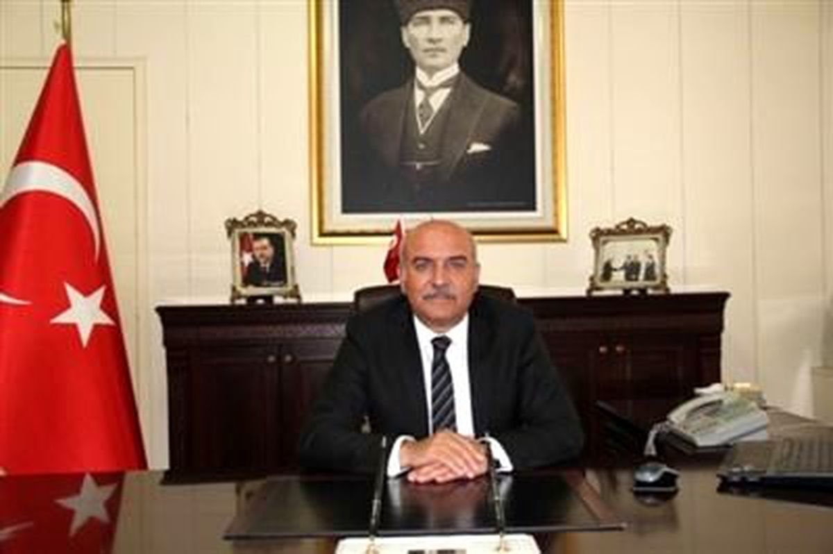 Vali İpek, Bayburtluların Ramazan Bayramını Kutladı