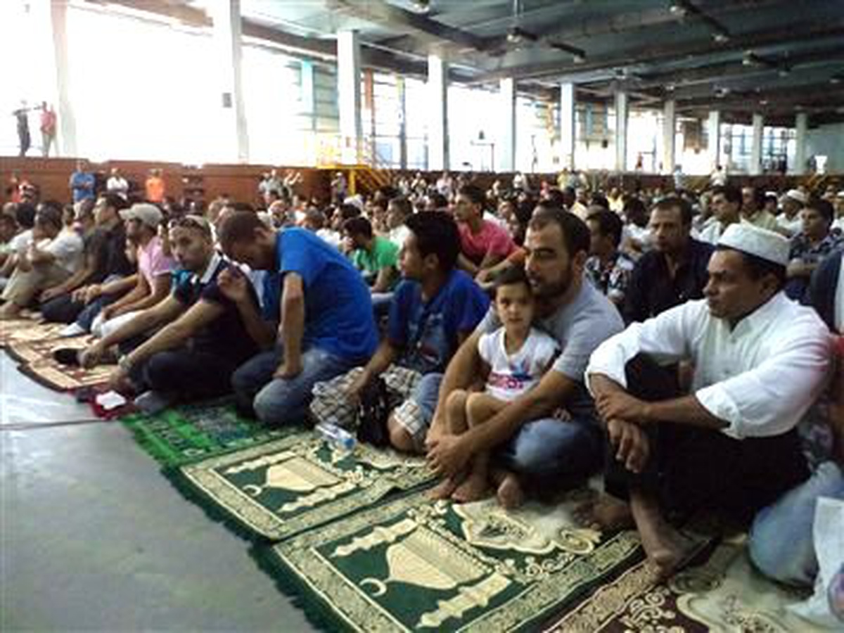 Atina\'daki Suriyelilerden Yunan Hükümetine Çağrı