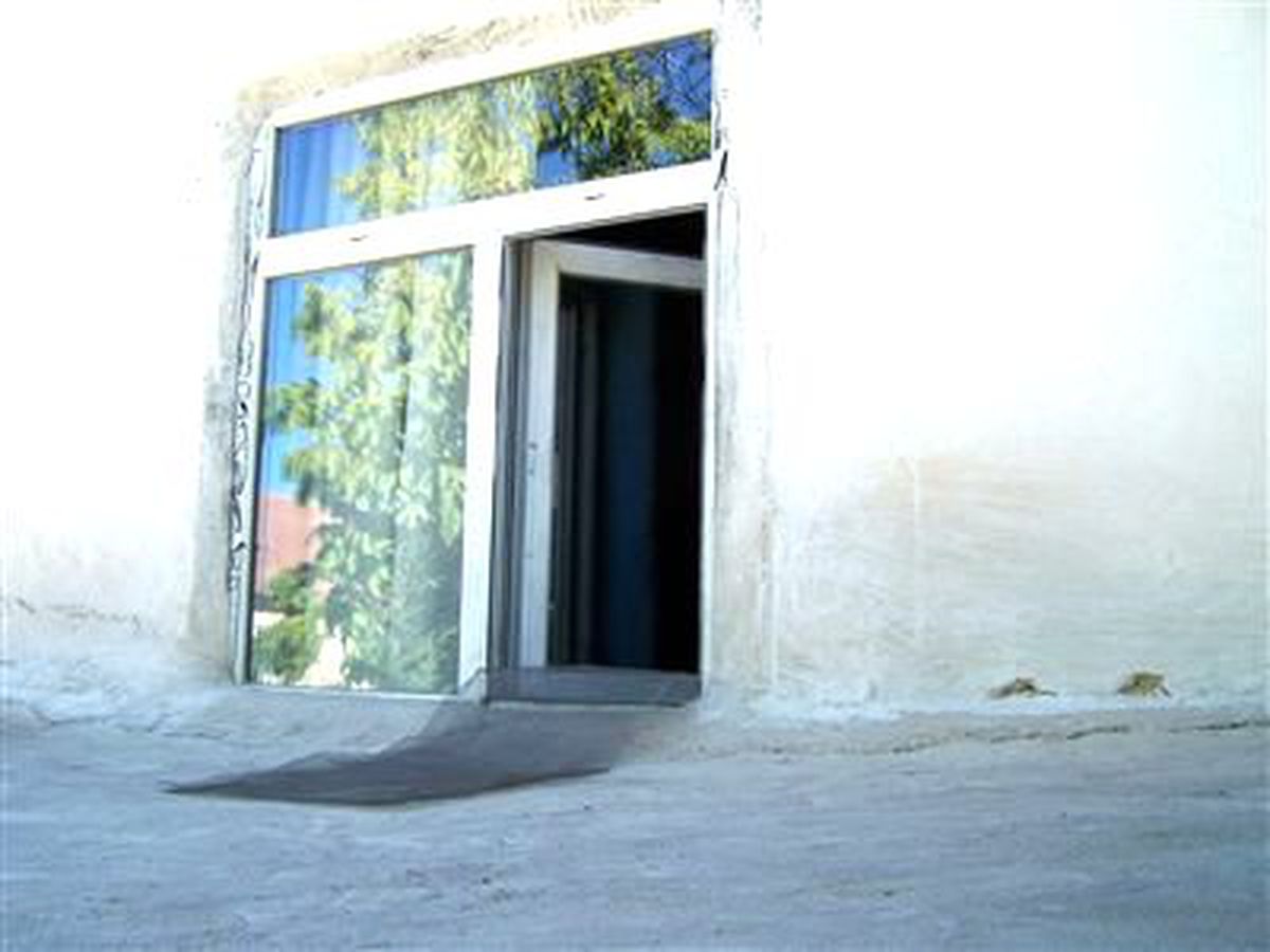 Besni\'de Hırsızlık