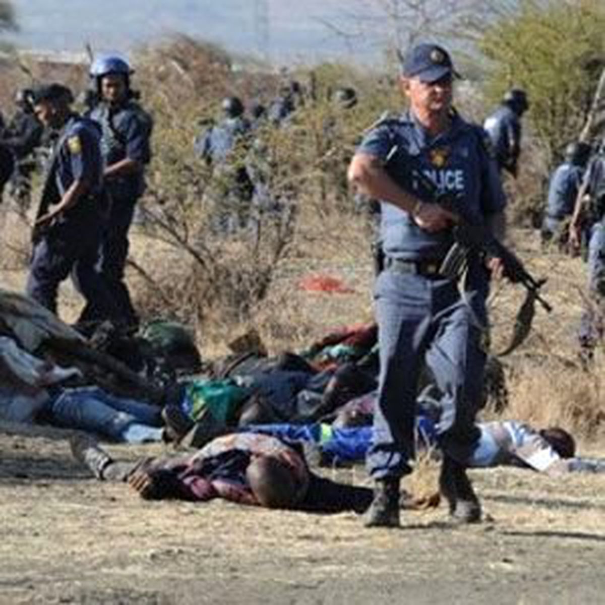 Güney Afrika\'da Polisin Maden İşçilerini Öldürmesi
