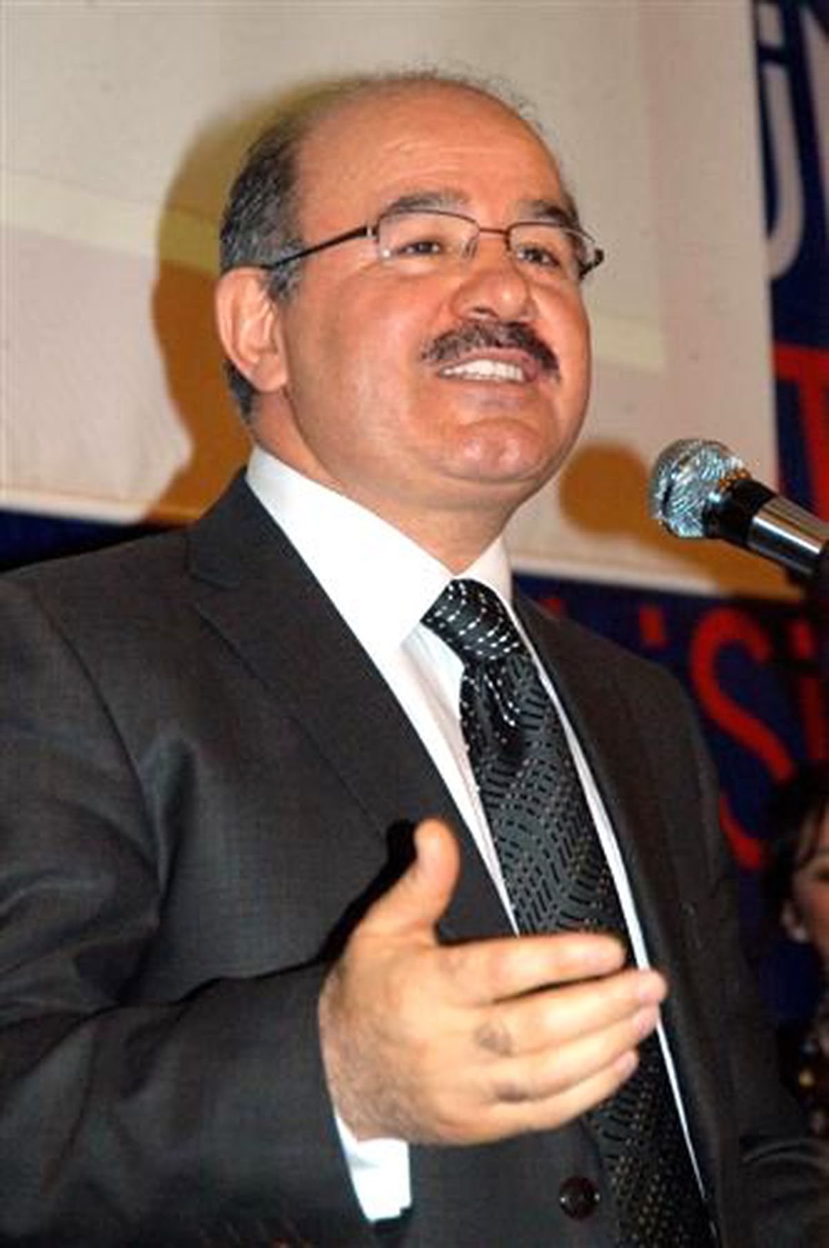 Hüseyin Çelik: Bakan Şahin\'e Yapılan Çirkin Tezgah