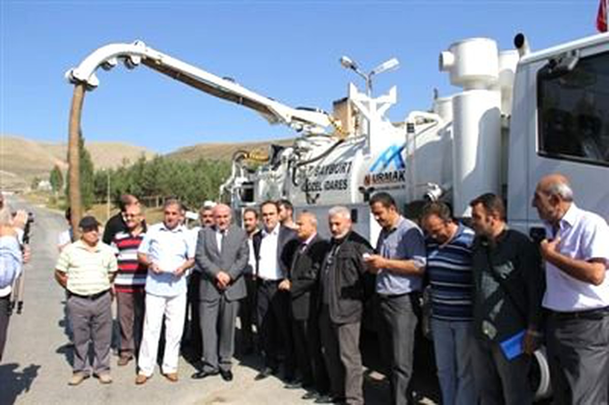 İl Özel İdaresi Makine Parkına Vidanjör Desteği