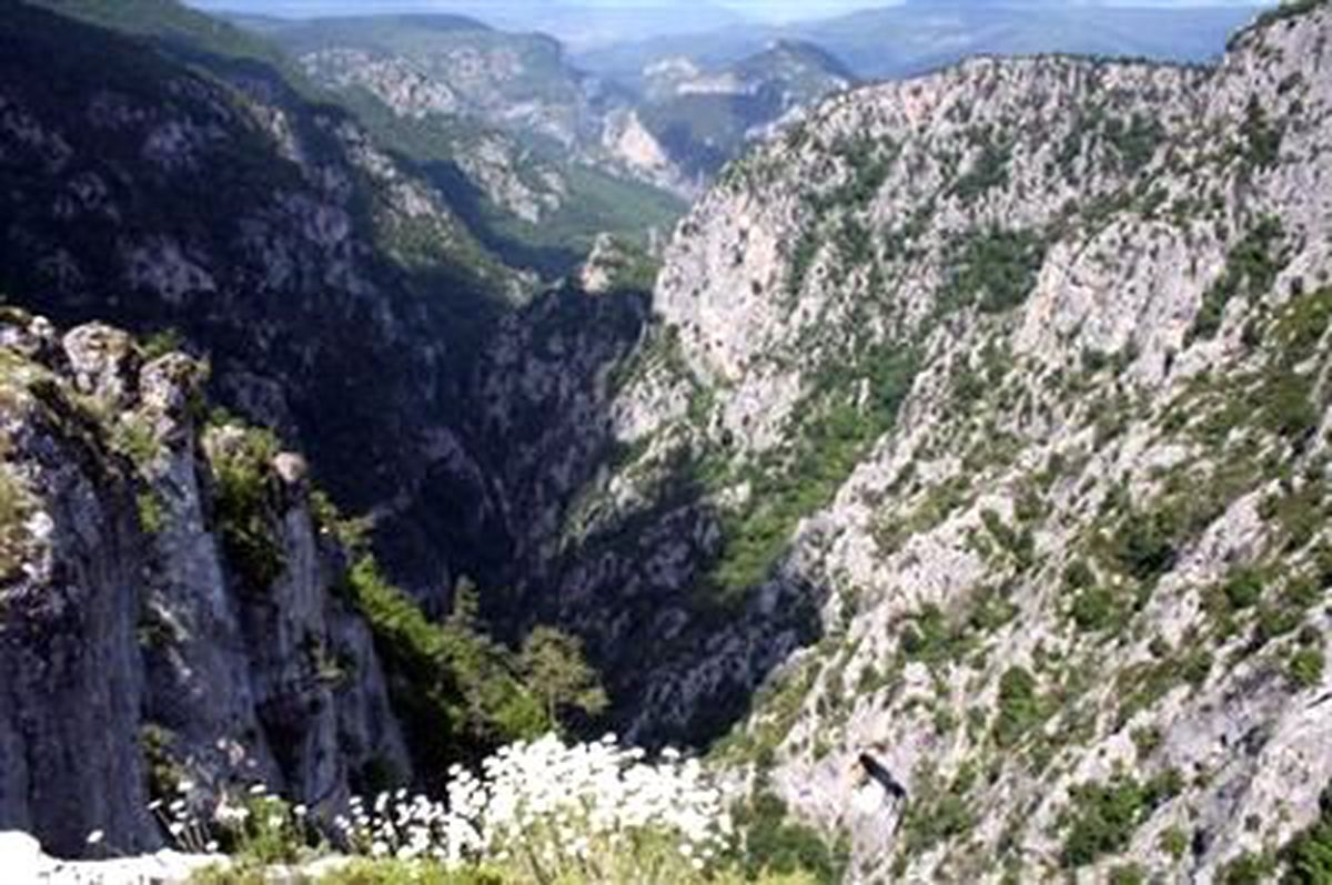 Kastamonu\'nun Pınarbaşı İlçesine Bağlı Muratbaşı Köyündeki Valla Kanyonu\'nda Mahsur Kalanlar...