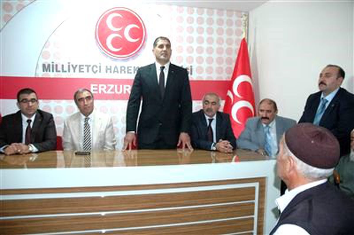 MHP\'de Bayramlaşma Programı