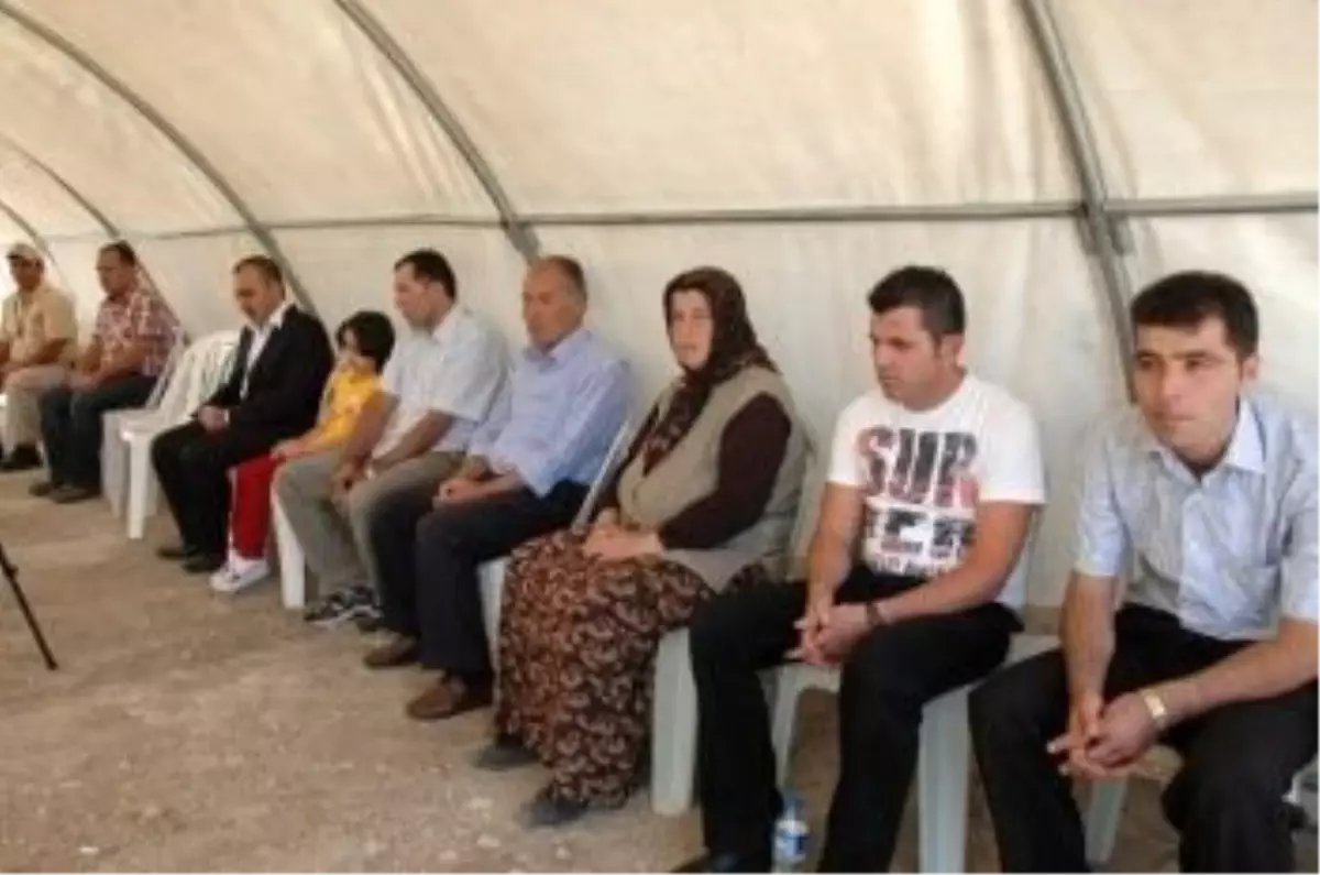 (Özel Haber) Konteynır Kentte Duygusal Bayramlaşma