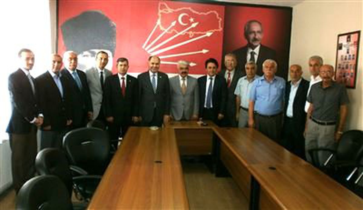 AK Parti\'den CHP\'ye Bayram Ziyareti