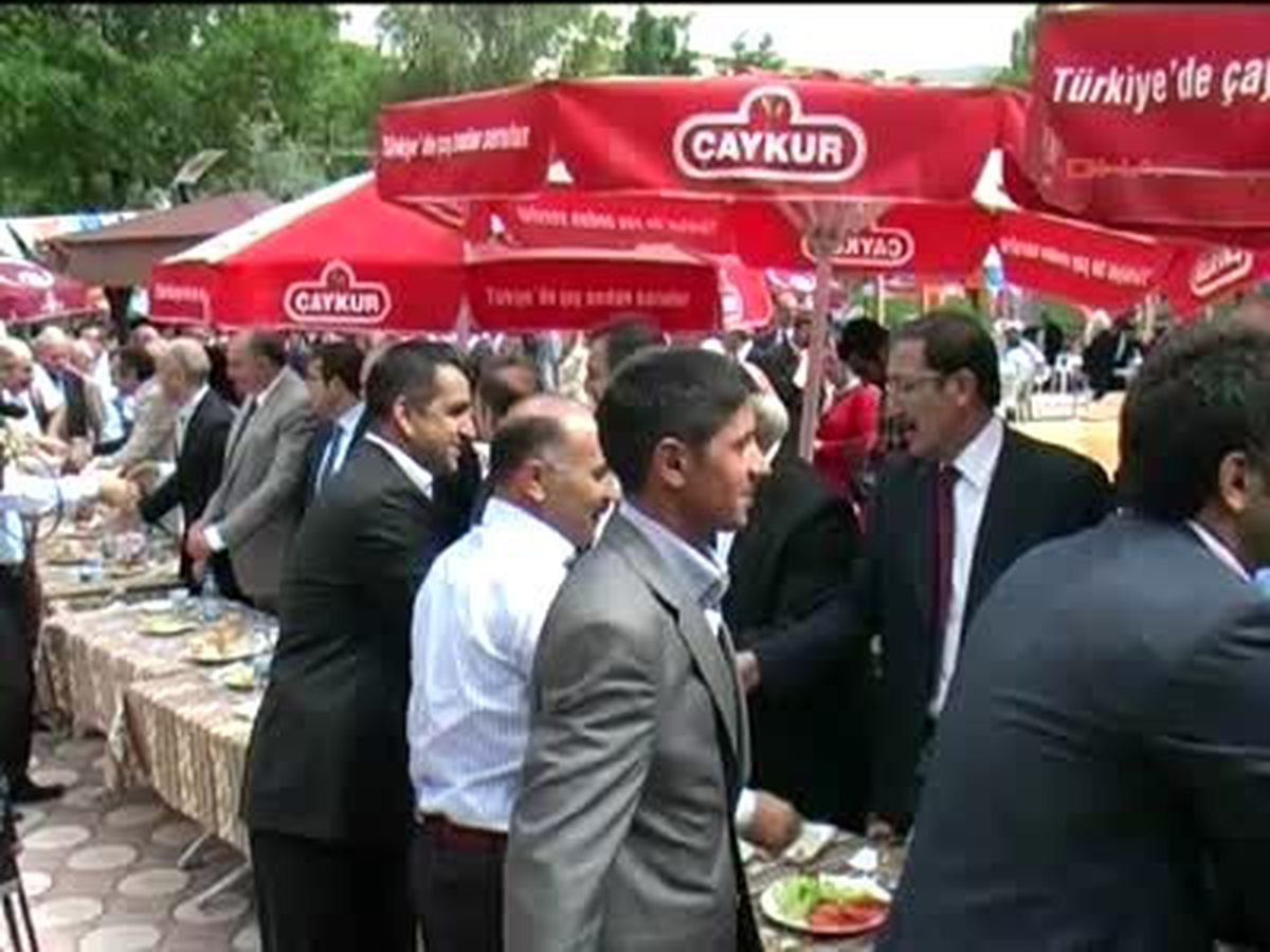 AK Parti Milletvekili Aksak, Bayramlaşma Töreninde BDP\'yi Eleştirdi