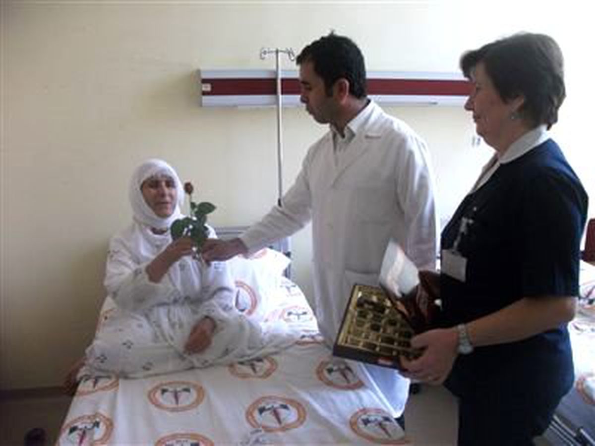 Başhekim Yağmur, Personelin ve Hastaların Bayramını Kutladı