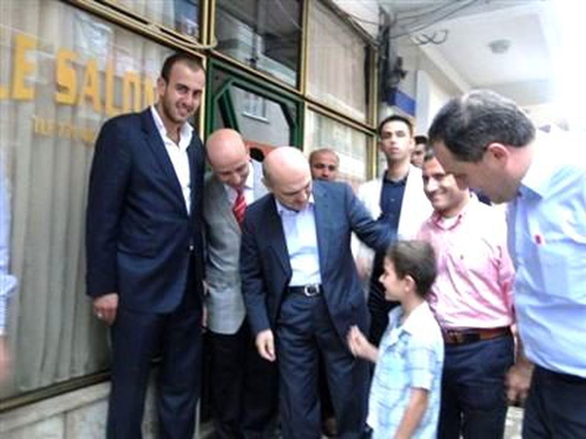 Erdoğan Bayraktar Hemşehrileri ile Bayramlaştı