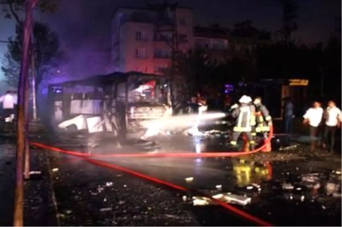 Gaziantep\'te Bombalı Saldırı; Çok Sayıda Yaralı Var )
