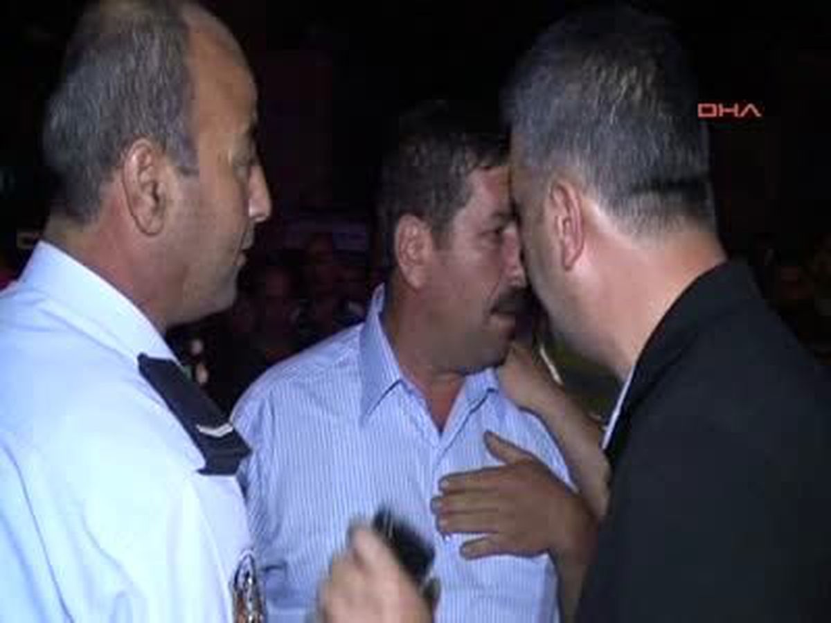 Gaziantep\'te Bombalı Saldırı; Vali: 8 Ölü, 64 Yaralı ) )