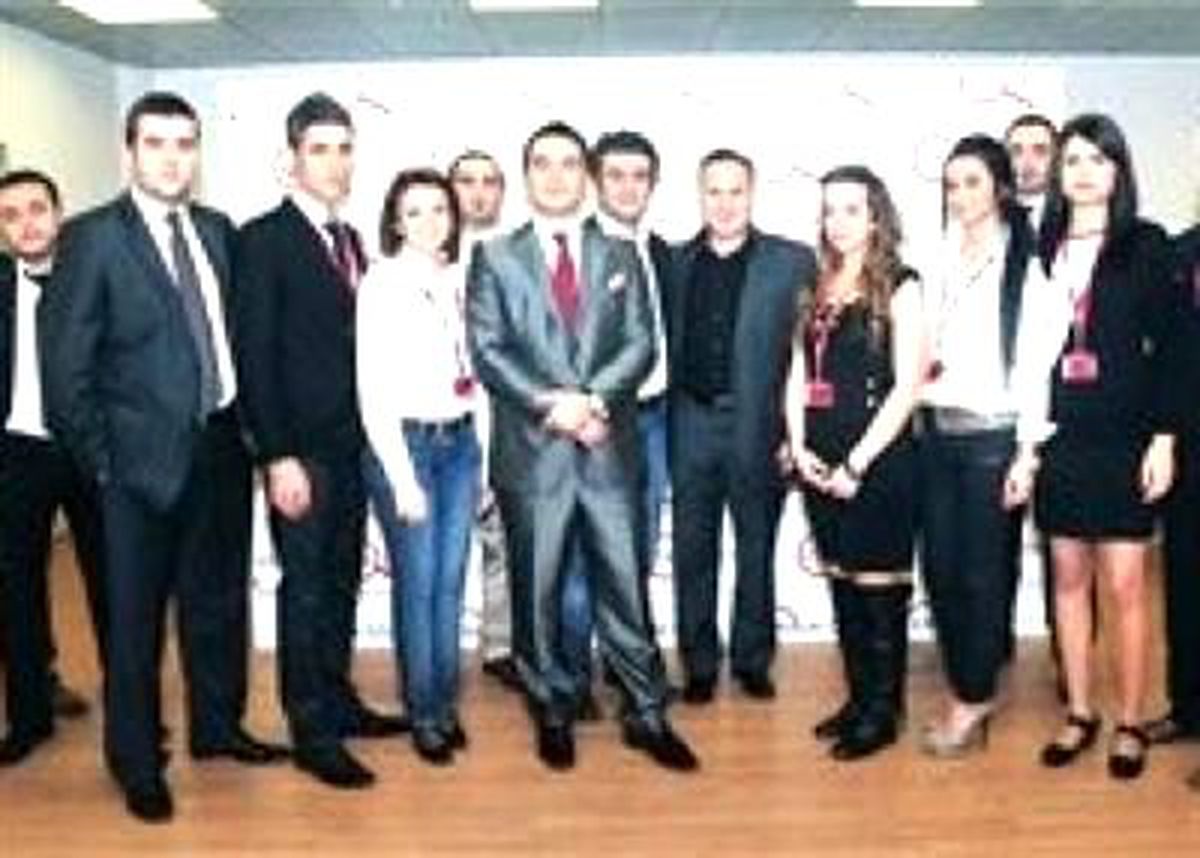 \'İcralık\'ı İnternete Taşıdı, 30 Milyon Dolar Ciro Yakaladı