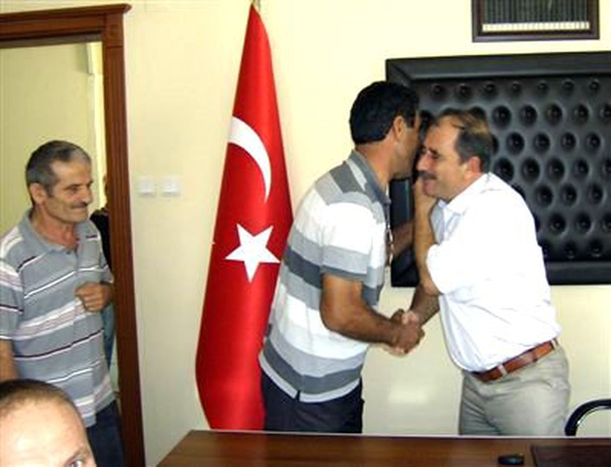 Kadıköy\'de Bayramlaşma Coşkusu