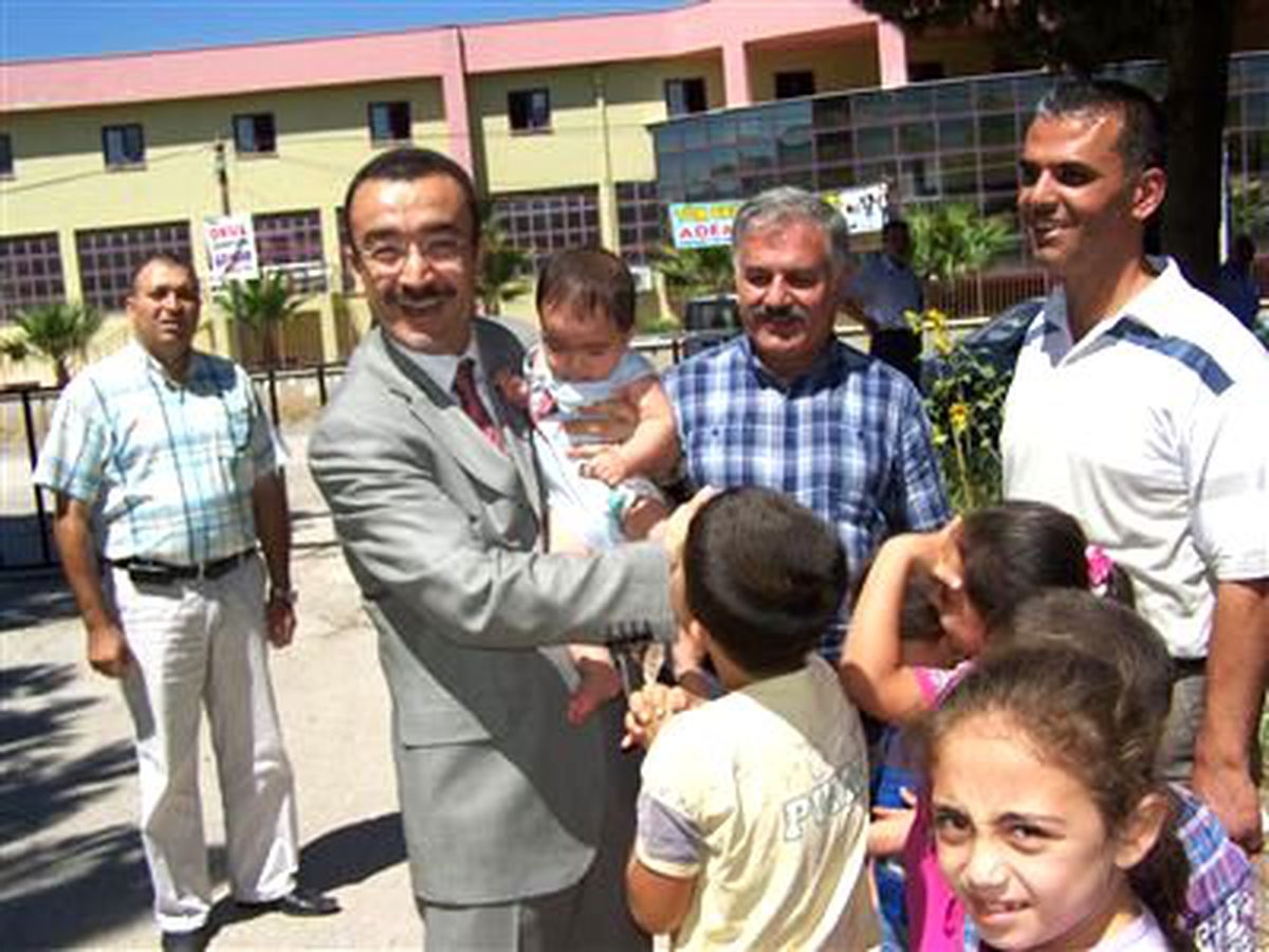 MHP\'li Milletvekili, Suriyeli Mültecileri Ziyaret Etti