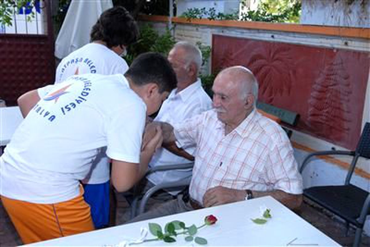 Muratpaşa\'nın Minik Yürekleri