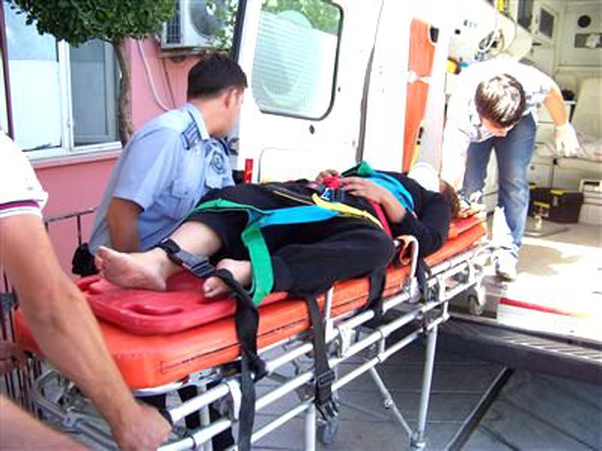 Otomobil Engelli Aracına Çarptı: 1 Yaralı