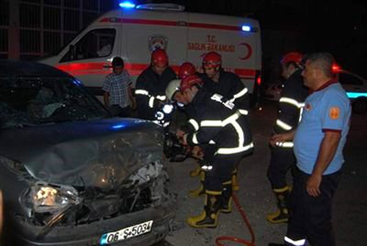 Şanlıurfa\'da Trafik Kazası: 8 Yaralı