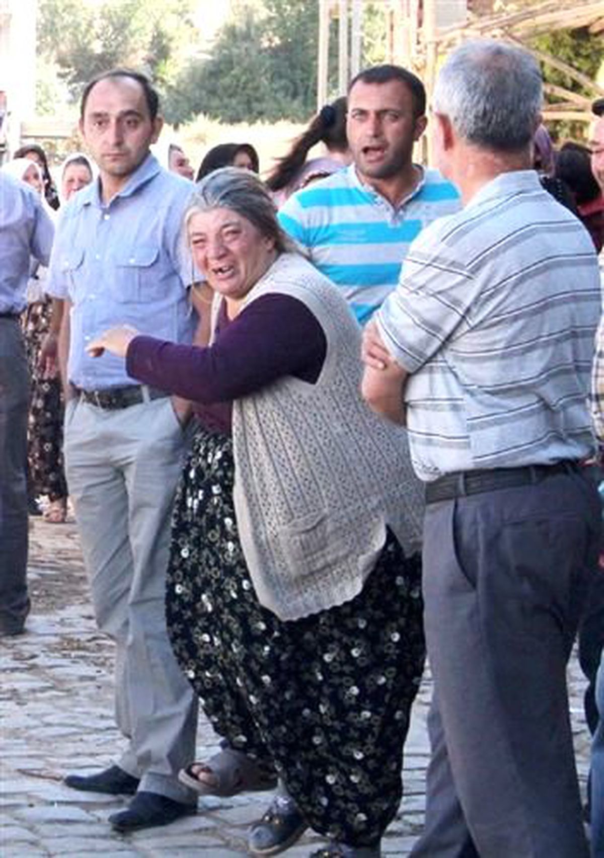 Şehit Acısı Sinanpaşa\'ya Düştü (2)