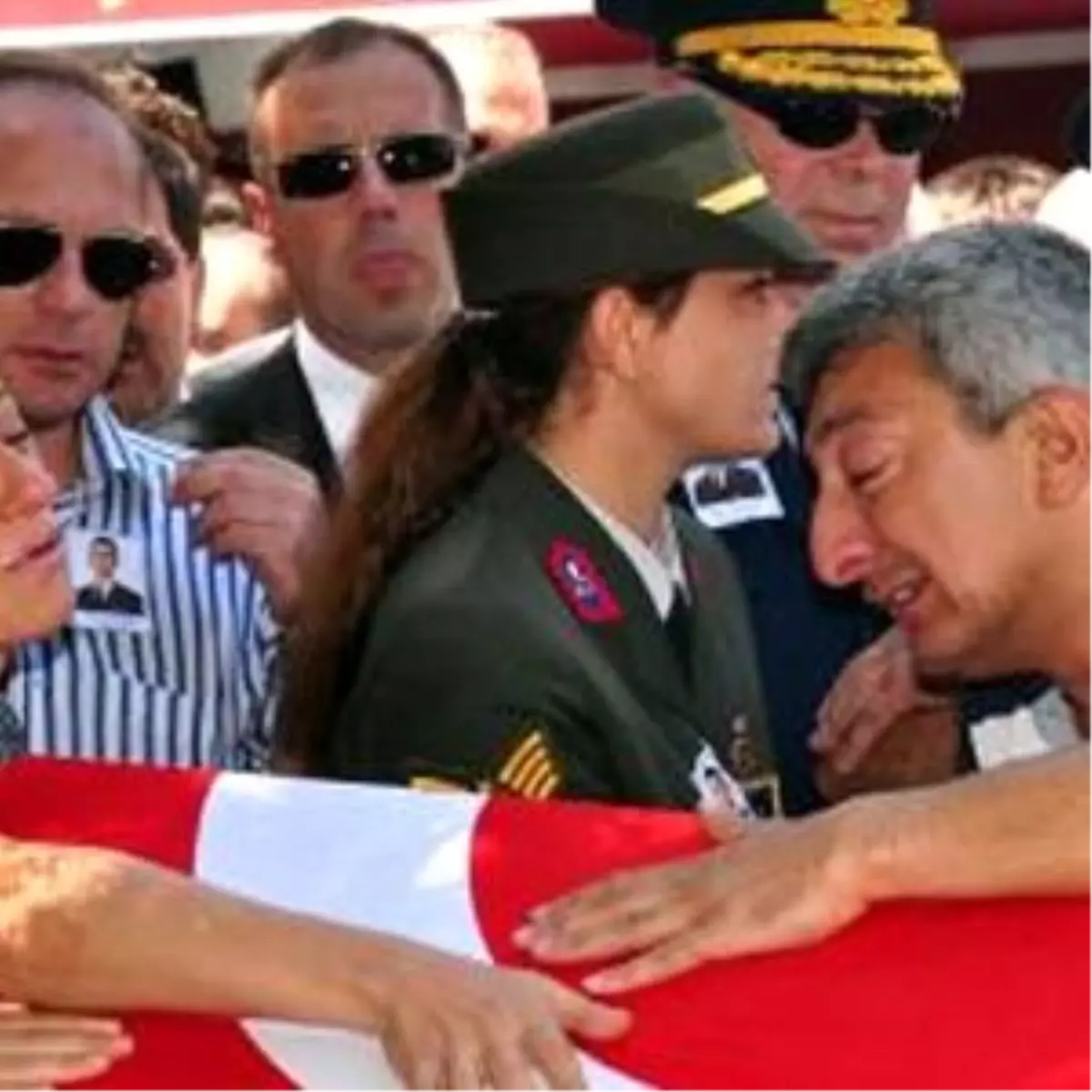 Şehit Cenazesinde Gerginlik