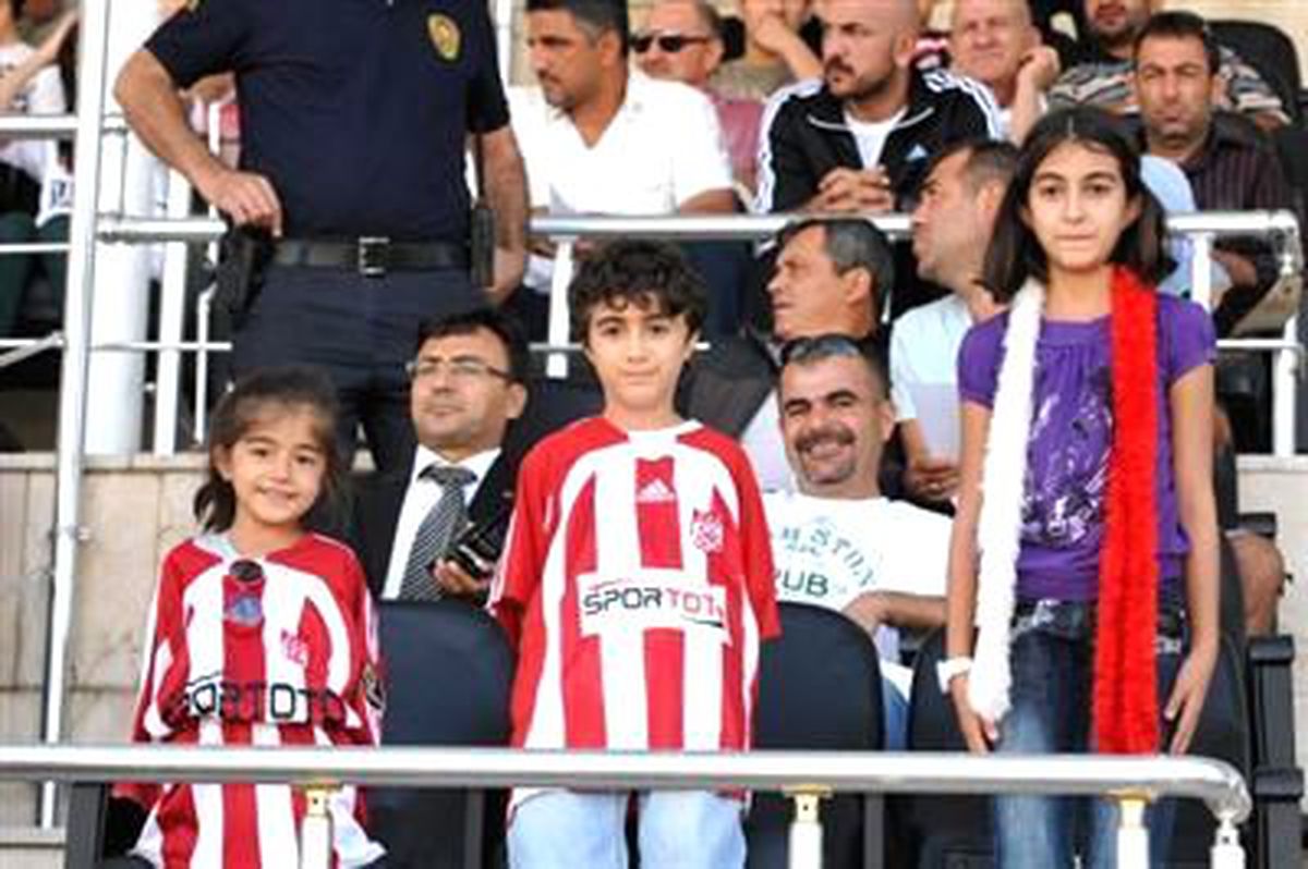 Sivasspor - Mersin İdman Yurdu Maç Biletleri Satışa Çıktı