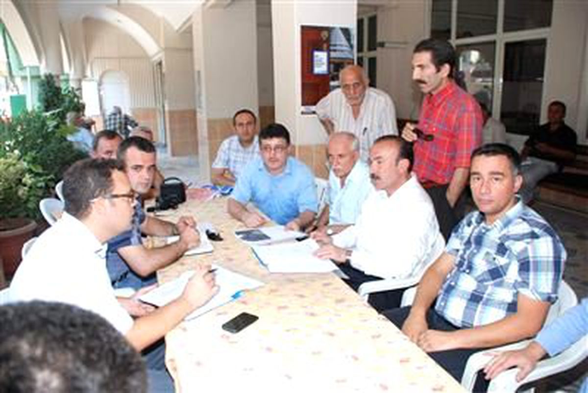 Başkan Doğan Vatandaşın Sorunlarını Dinliyor