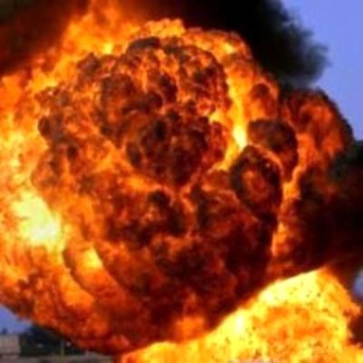 Belçika\'da Askeri Üsteki Patlamada 7 Kişi Yaralandı