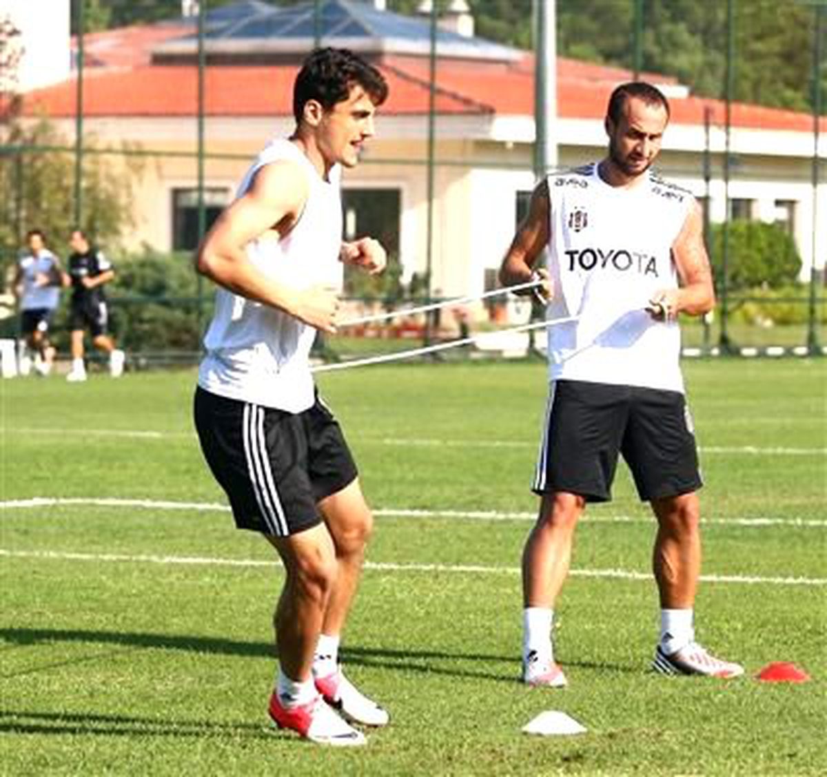 Beşiktaş, Galatasaray Maçı Hazırlıklarını Sürdürüyor