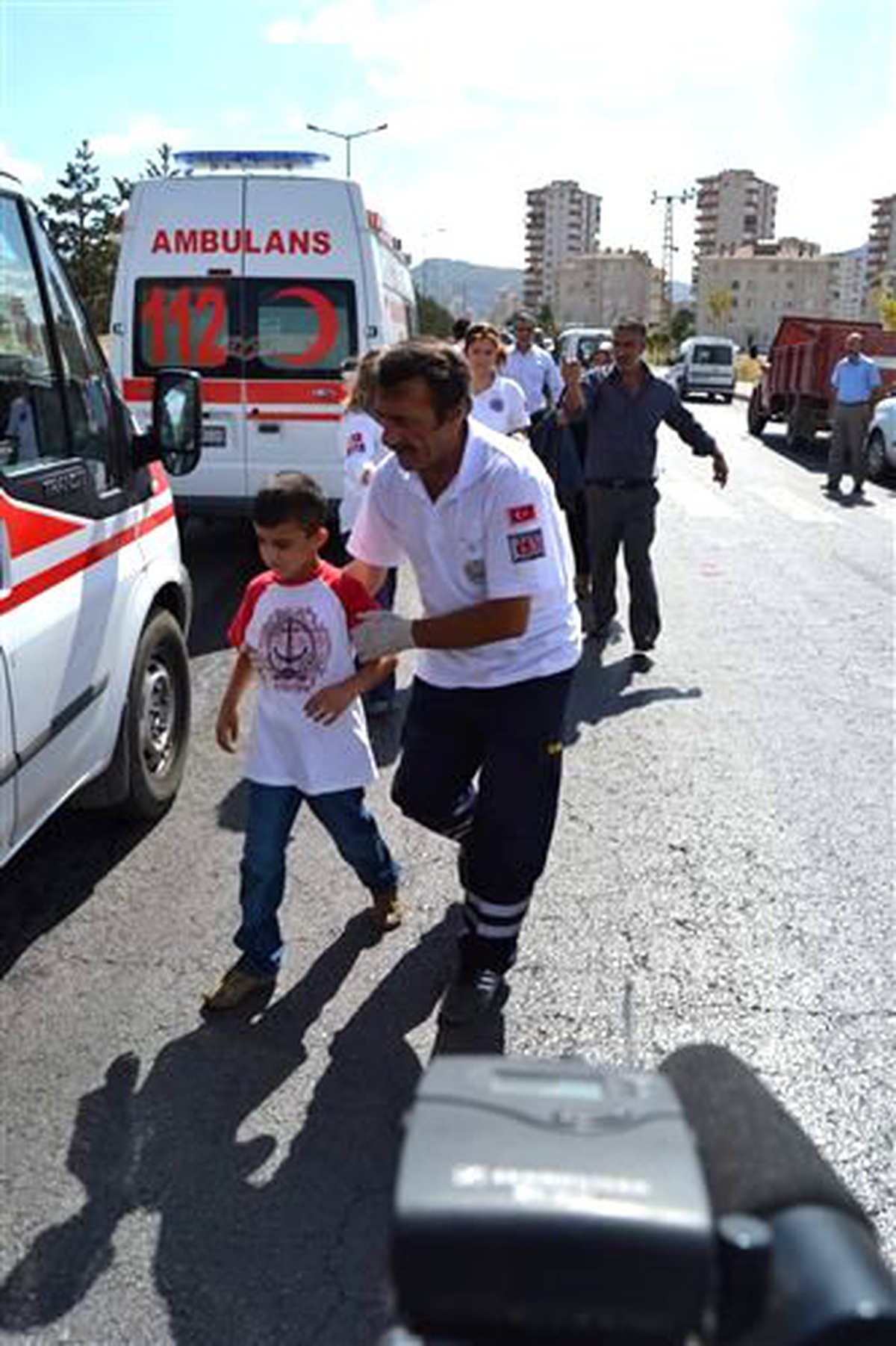 Cenaze Taşıyan Minibüs Kaza Yaptı: 4 Yaralı