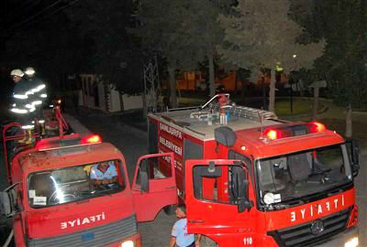Depoda Çıkan Yangın İtfaiyeyi Alarma Geçirdi