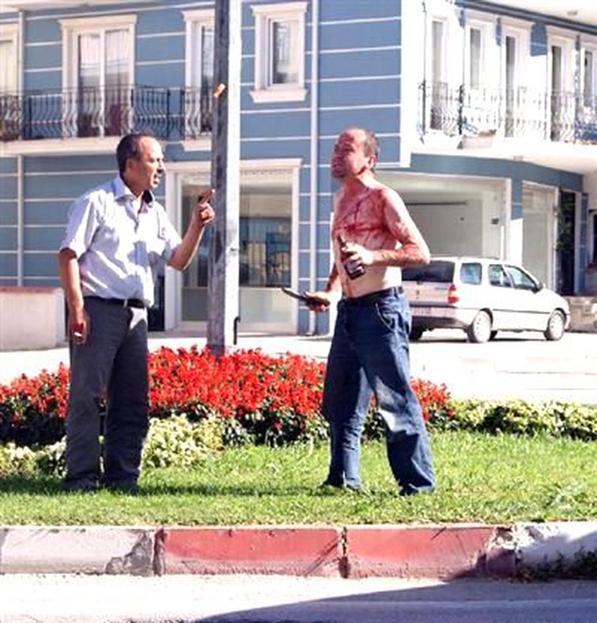 Çocuğunu Göremeyince Kendini Doğradı