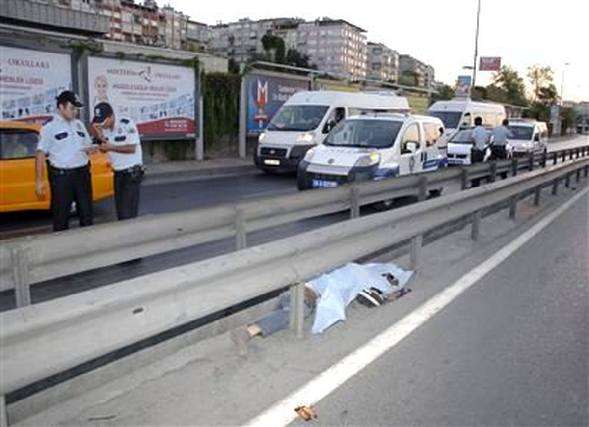 Güngören\'de Trafik Kazası: 1 Ölü