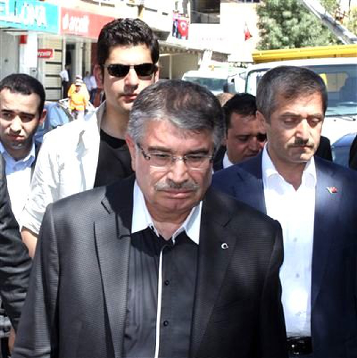 İçişleri Bakanı İdris Naim Şahin, Gaziantep\'teki Patlamaya İlişkin, "Pkk\'nın Üstlenmemesi Olayı...