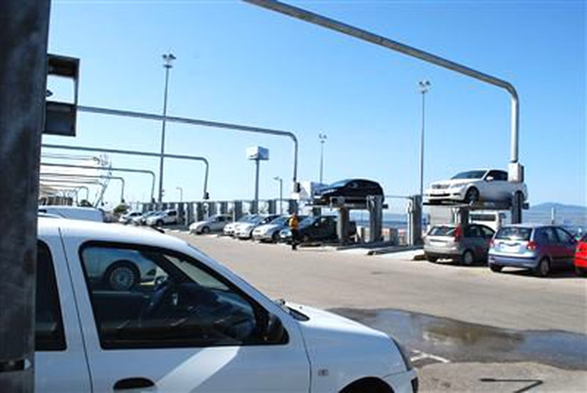 İdo İskelesindeki Mekanik Otoparklar Hizmete Girdi