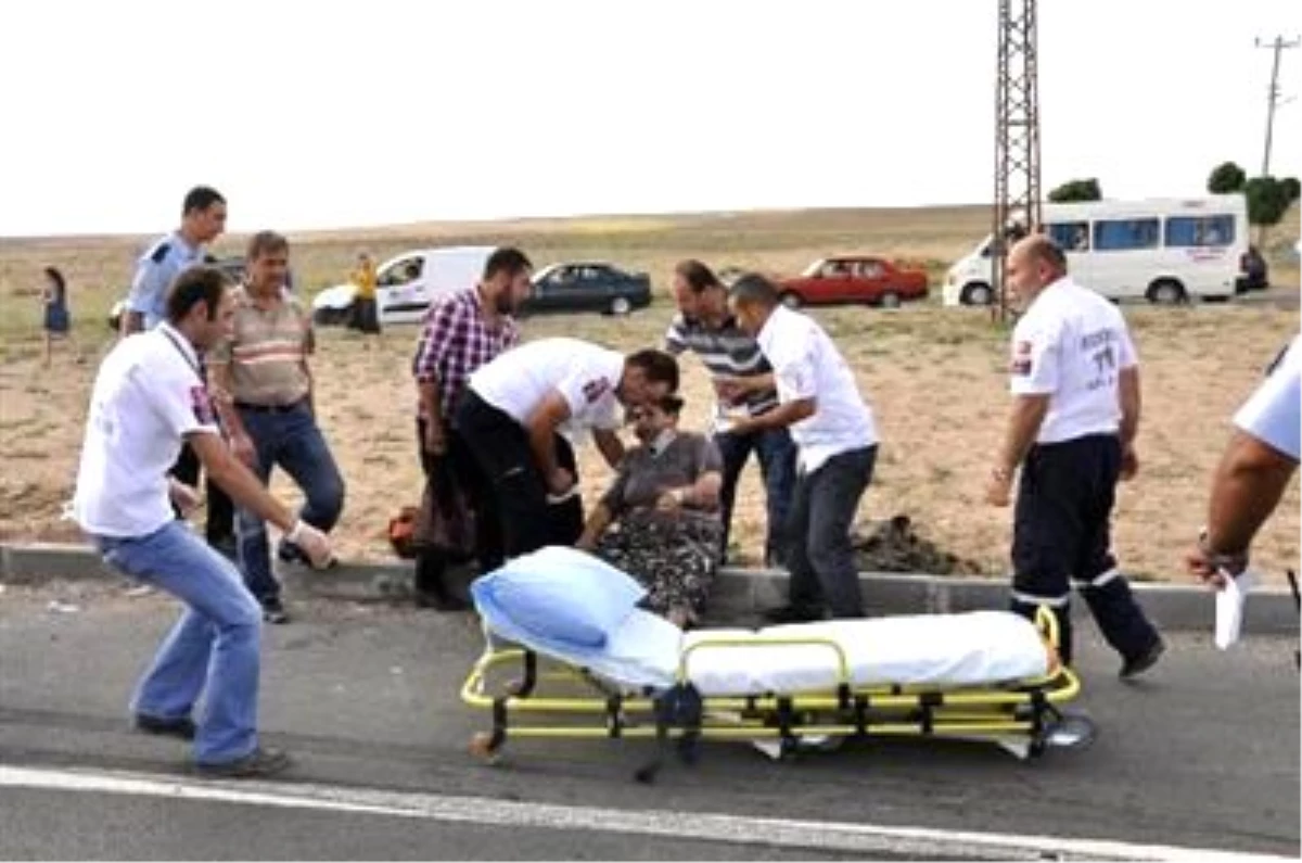 Kırıkkale\'de Zincirleme Trafik Kazası: 8 Yaralı