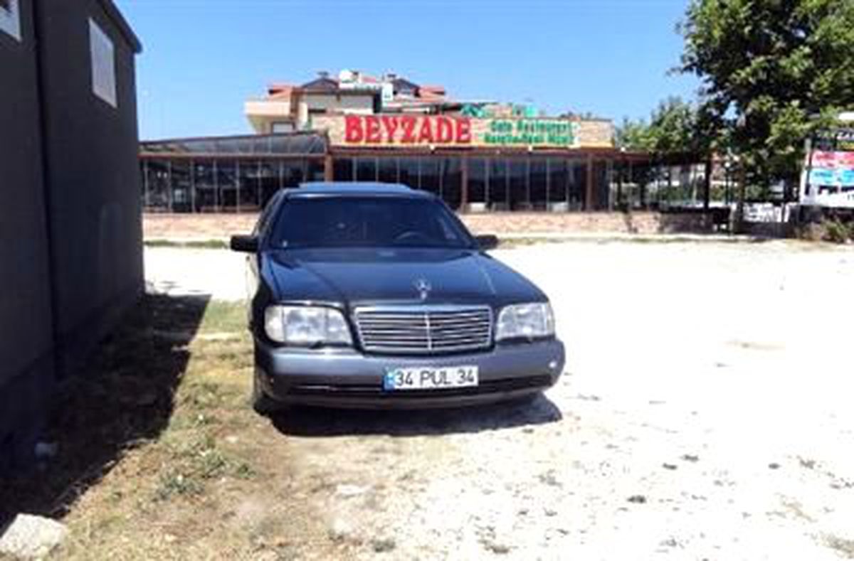 Oğlu Gözleri Önünde Ortağını Vurdu