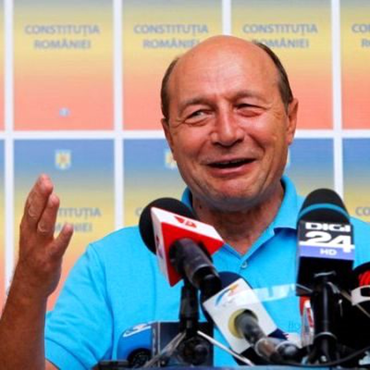 Romanya Anayasa Mahkemesi\'nden Cumhurbaşkanı\'na Destek