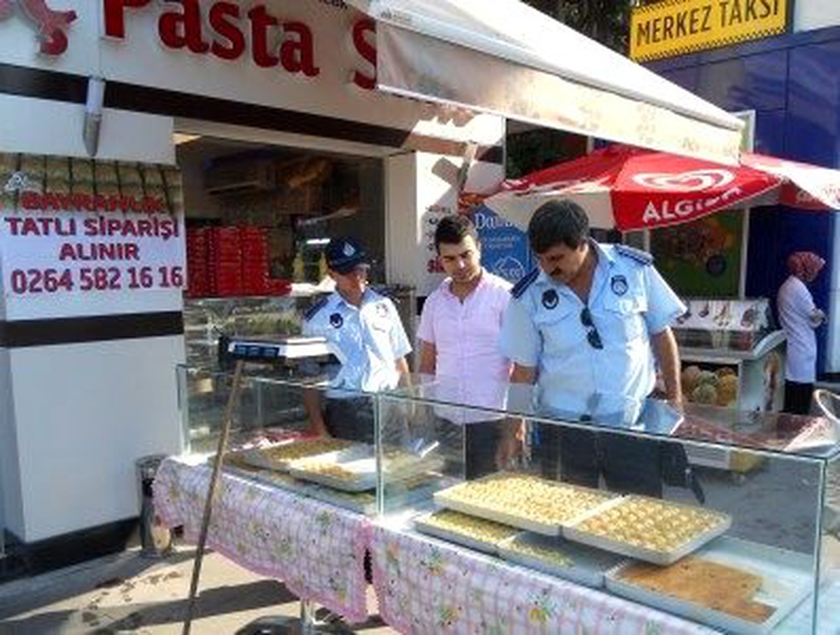 Sapanca Zabıtası Bayram Denetimlerinde
