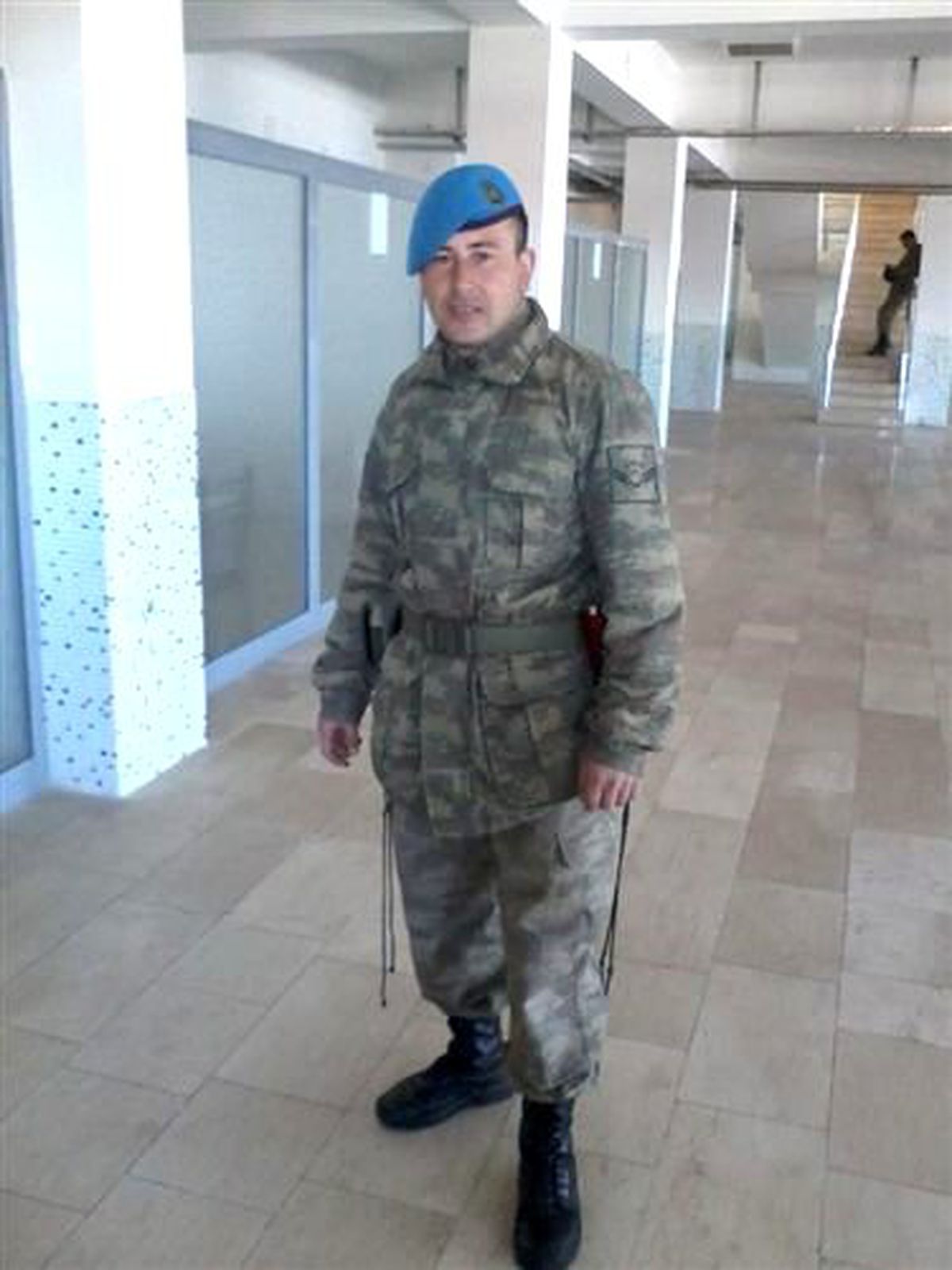 Şehit Ceyhan\'ın Baba Ocağına Acı Haber Verildi